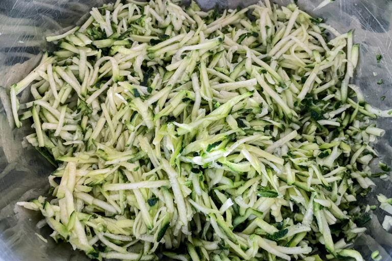 Herzhafter Zucchinikuchen - LieberBacken