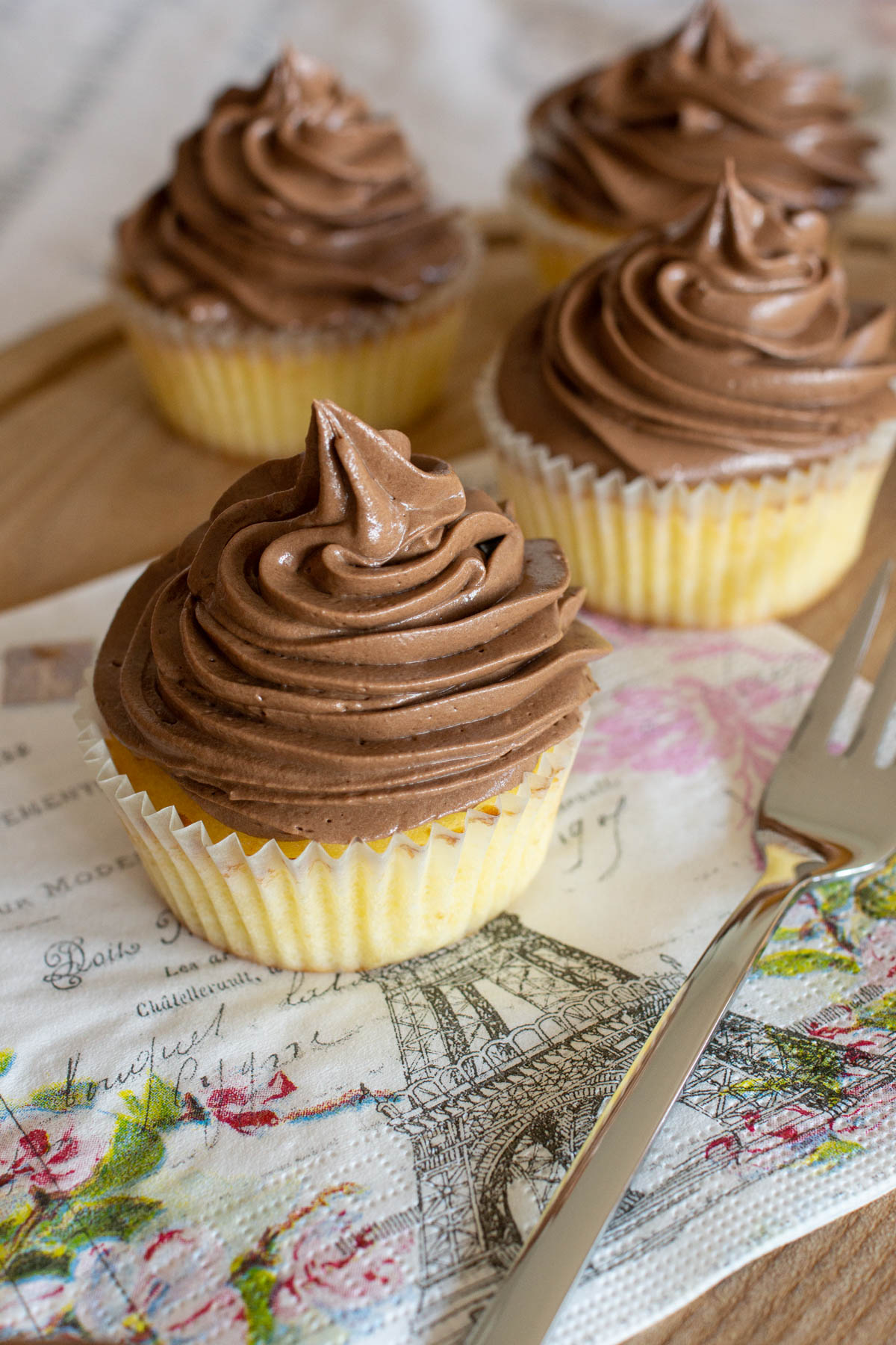 Schoko Buttercreme Cupcakes